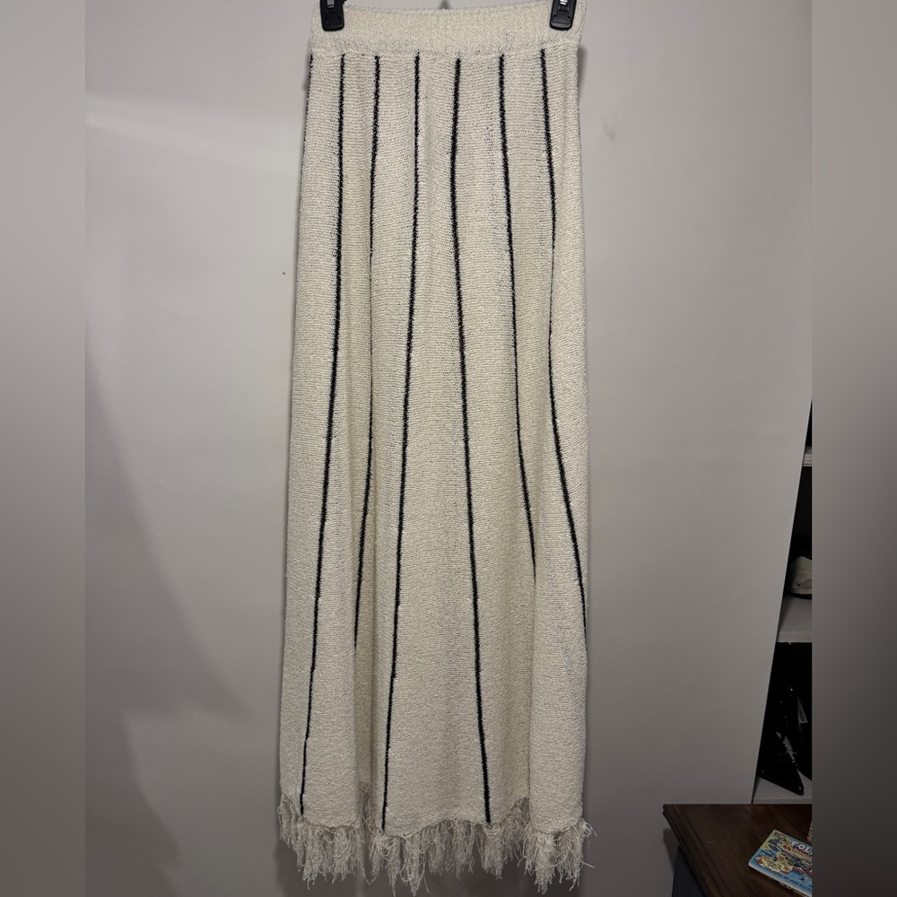 Elegant White and Black Striped Skirt